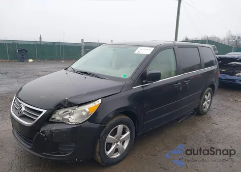 2010 Volkswagen Routan Se z USA, uszkodzony, nr VIN 2V4RW3D17AR272424